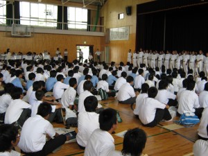 2009_8_5efbdb5efbdb0efbe8cefbe9fefbe9defbdbdefbdb8efbdb0efbe99-150